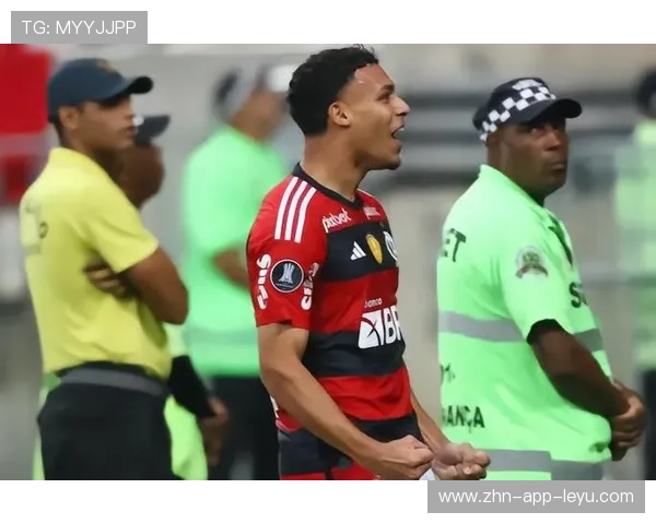 弗拉门戈门前封堵果断 弗拉门戈门前封堵果断