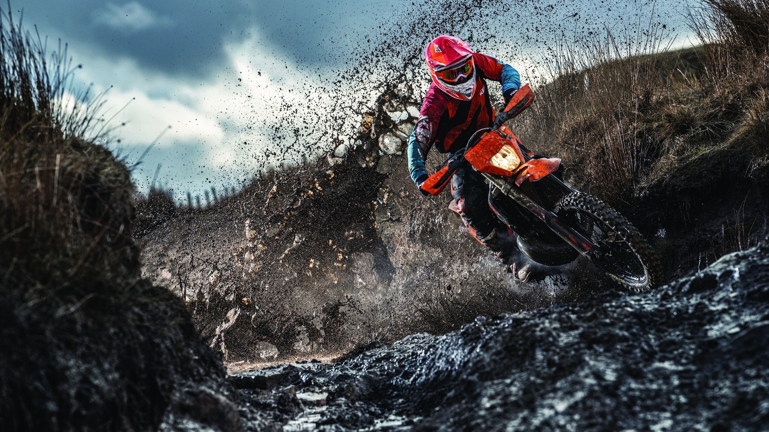 “垒球赛场火力全开！新都兴城决胜时刻来临”